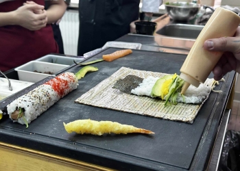 Powiększ zdjęcie: warsztaty sushi (6)