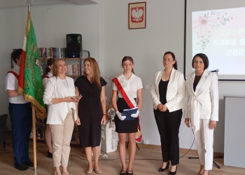 Powiększ zdjęcie: Zakończenie roku szkolnego 2024-25 (10)