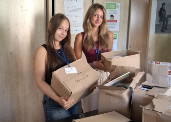 Powiększ zdjęcie: Diana i Maja