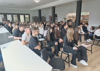 Powiększ zdjęcie: Narodowe Czytanie Jana Kochanowskiego18