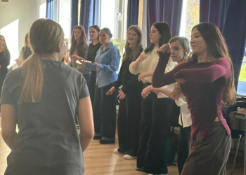 Powiększ zdjęcie: Czytamy z sercem 2025 (5)