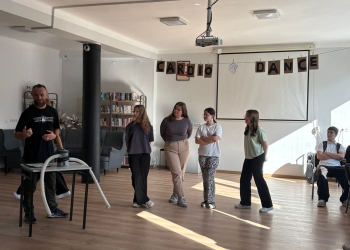 Powiększ zdjęcie: Czytamy z sercem 2025 (7)