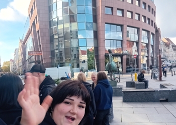 Powiększ zdjęcie: Wrocław (13)uczennica