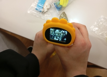 Powiększ zdjęcie: Uczniowie na lekcji geografii (4)