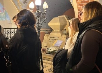 Powiększ zdjęcie: Skałka 2