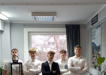 Powiększ zdjęcie: Festiwal Reymontowski - uczniowie, zaproszeni, goście, ekspozycje (2)