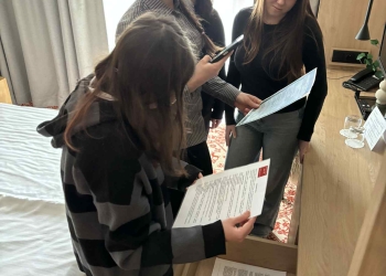 Powiększ zdjęcie: Uczniowie z klasy 2H w Hotelu Premium (3)