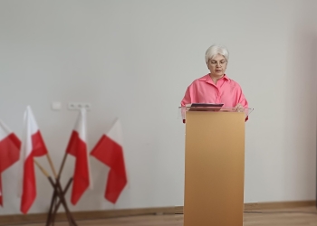 Powiększ zdjęcie: Pożegnanie maturzystów 2026 (16)
