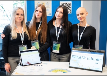 Powiększ zdjęcie: Edunite stoisko