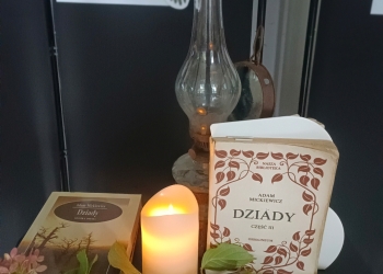 Powiększ zdjęcie: Czytamy Dziady Adama Mickiewicza (4)